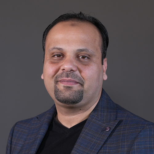 http://ec2-3-29-170-208.me-central-1.compute.amazonaws.com/images/default-source/facultymembers/coe/microsoftteams-image-(3).jpg?sfvrsn=5e9ad524_26
